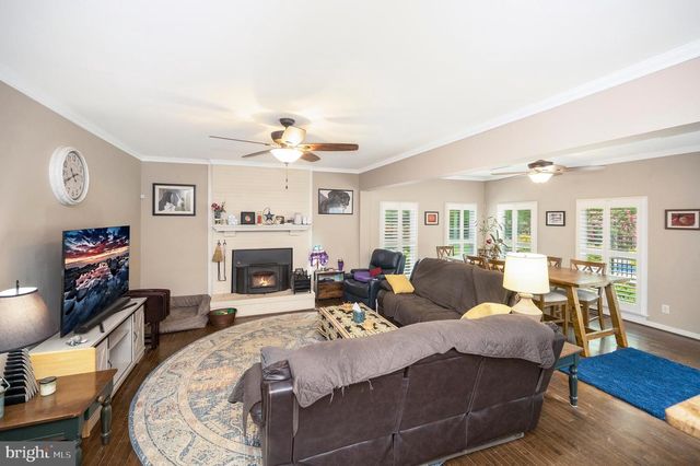 8125 LEE JACKSON CIR, Spotsylvania, VA 22553