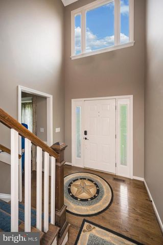 8125 LEE JACKSON CIR, Spotsylvania, VA 22553