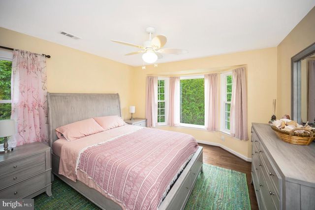 8125 LEE JACKSON CIR, Spotsylvania, VA 22553
