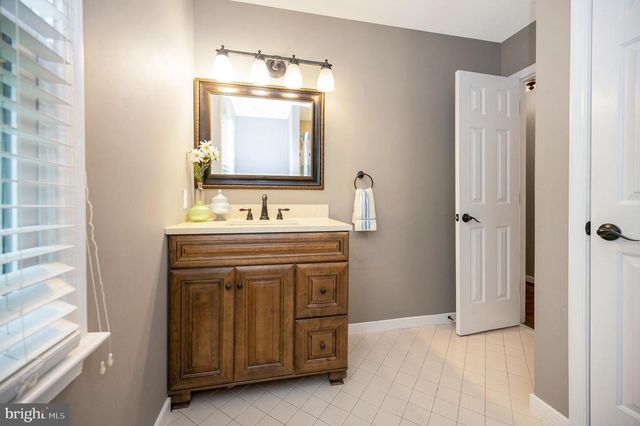 8125 LEE JACKSON CIR, Spotsylvania, VA 22553