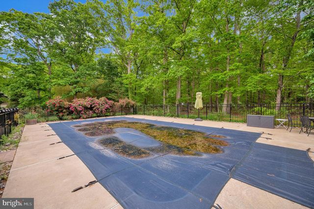 8125 LEE JACKSON CIR, Spotsylvania, VA 22553