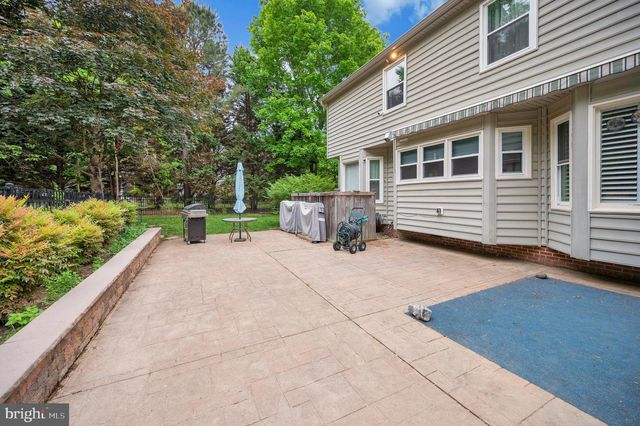 8125 LEE JACKSON CIR, Spotsylvania, VA 22553