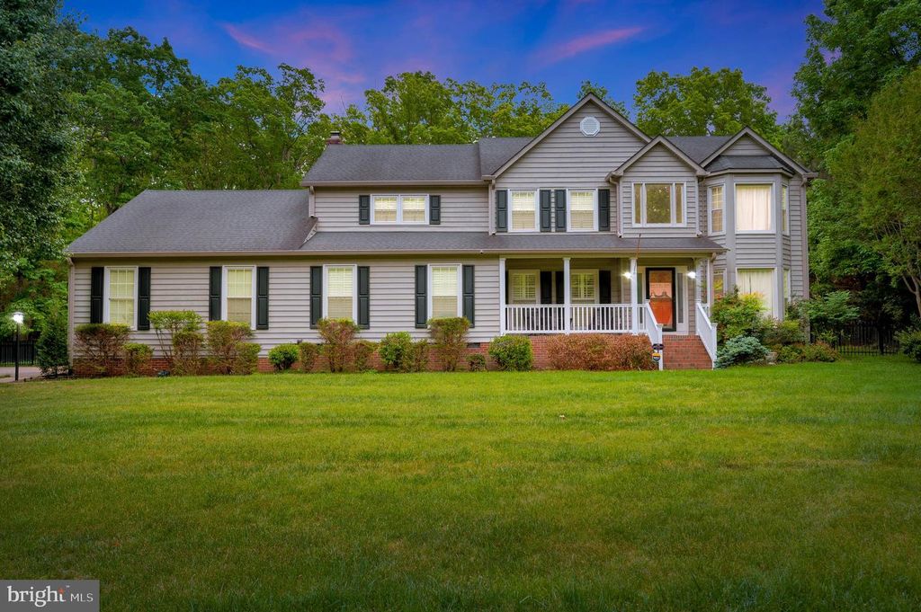 8125 LEE JACKSON CIR, Spotsylvania, VA 22553