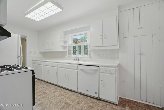 1605 Edgewood Drive, Elizabeth Cty, NC 27909