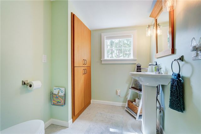 214 West Hickory Street, East Rochester, NY 14445