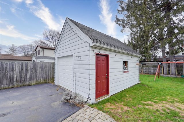 214 West Hickory Street, East Rochester, NY 14445