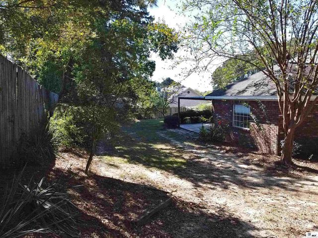 301 PINE HILLS DRIVE, Calhoun, LA 71225