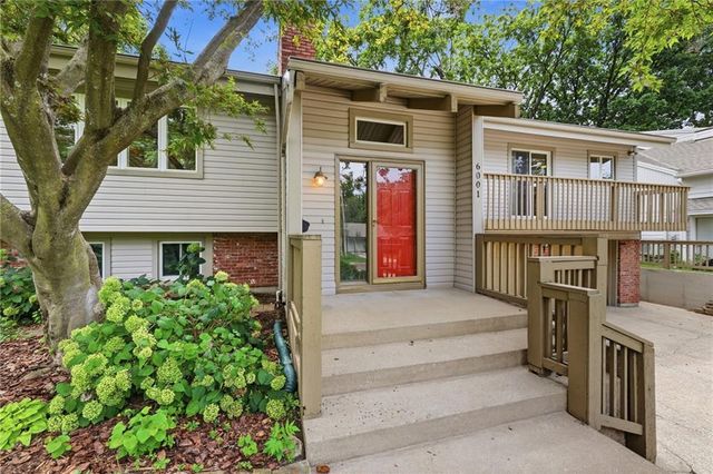 6001 W 68TH Street, Overland Park, KS 66204