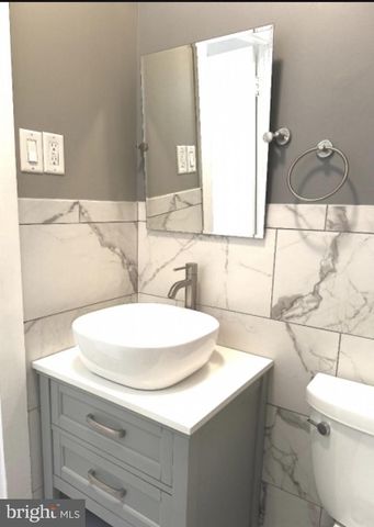 53 GRIDLEY ST, Hamilton, NJ 08610