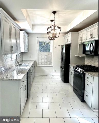 53 GRIDLEY ST, Hamilton, NJ 08610