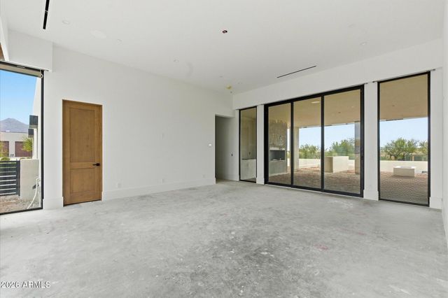 9021 E RIMROCK Drive, Scottsdale, AZ 85255