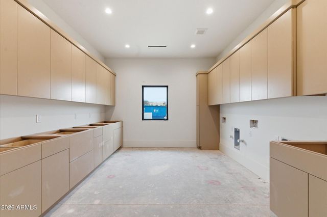 9021 E RIMROCK Drive, Scottsdale, AZ 85255