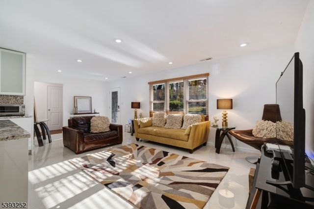 26 Harding Ave, Edison Twp., NJ 08820