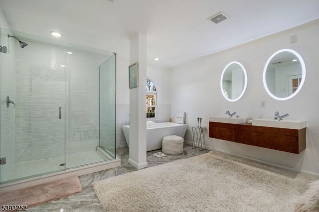 26 Harding Ave, Edison Twp., NJ 08820