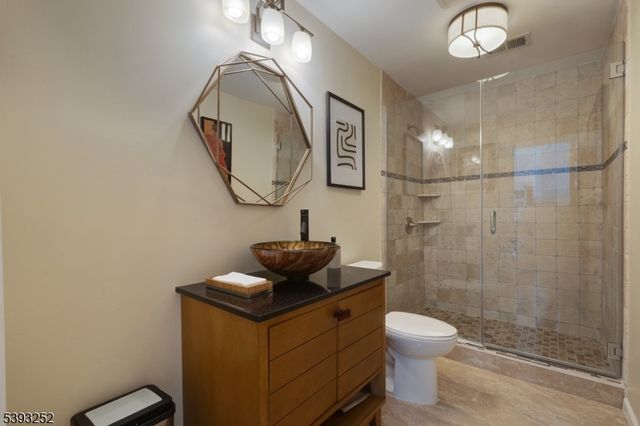 26 Harding Ave, Edison Twp., NJ 08820