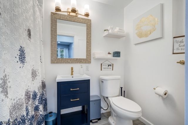 26 Harding Ave, Edison Twp., NJ 08820