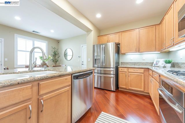 2527 Coldstream Way, Hayward, CA 94545