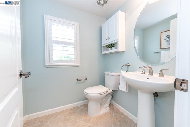 2527 Coldstream Way, Hayward, CA 94545