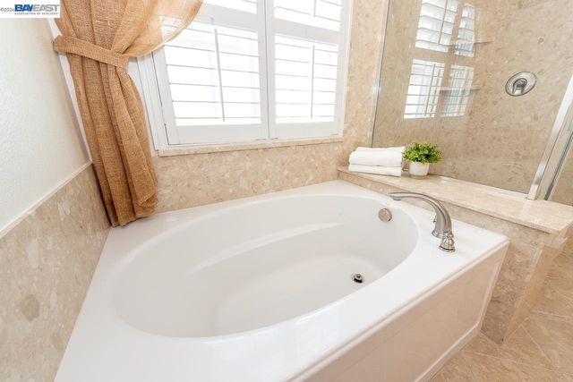 2527 Coldstream Way, Hayward, CA 94545