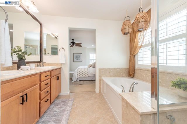 2527 Coldstream Way, Hayward, CA 94545