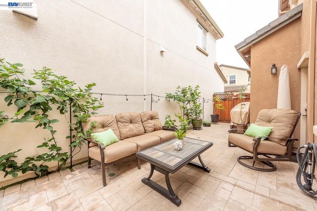 2527 Coldstream Way, Hayward, CA 94545