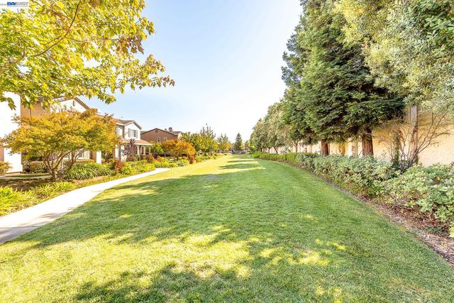 2527 Coldstream Way, Hayward, CA 94545