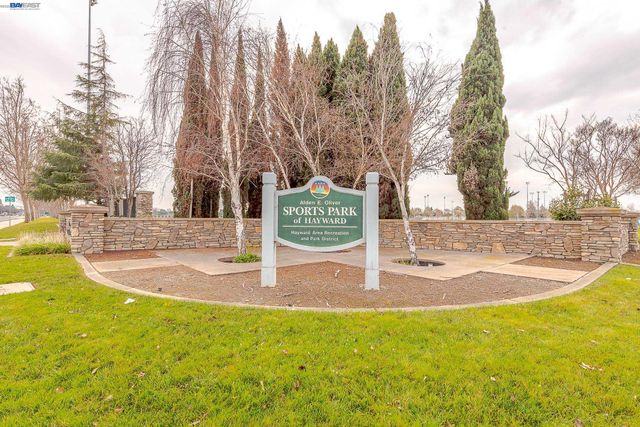 2527 Coldstream Way, Hayward, CA 94545
