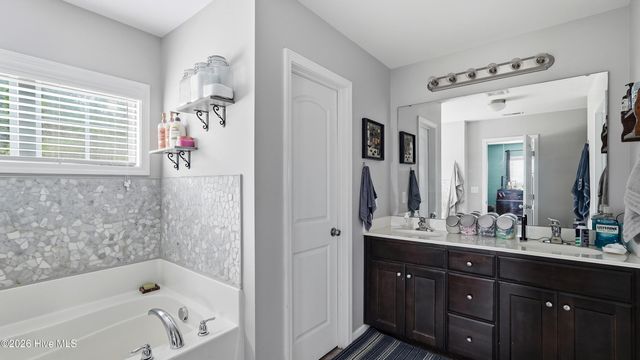 80 Lumina Court, Linden, NC 28356