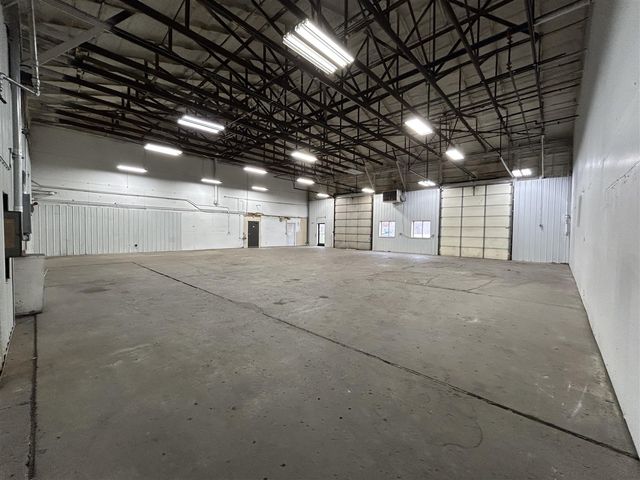 9340 Shaver Road, Portage, MI 49024