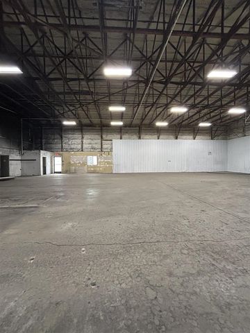 9340 Shaver Road, Portage, MI 49024