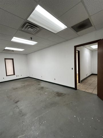 9340 Shaver Road, Portage, MI 49024
