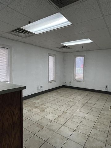 9340 Shaver Road, Portage, MI 49024