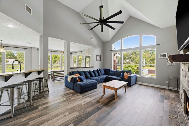 5202 Cherry Ridge Road, Richmond, TX 77406