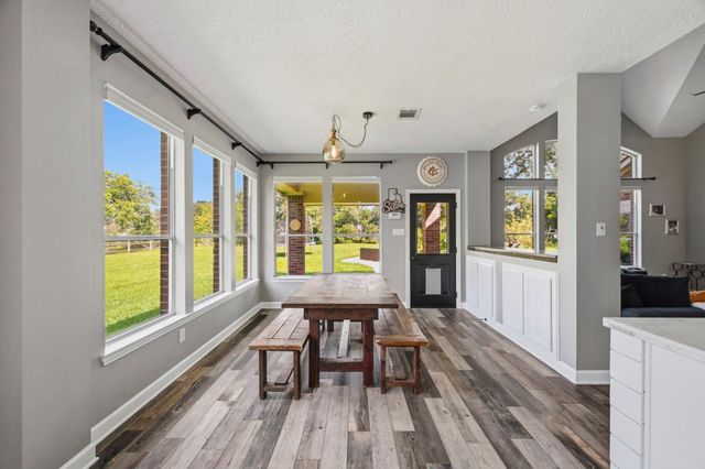 5202 Cherry Ridge Road, Richmond, TX 77406