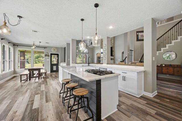5202 Cherry Ridge Road, Richmond, TX 77406