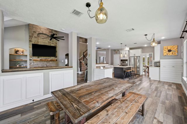 5202 Cherry Ridge Road, Richmond, TX 77406