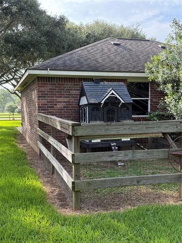 5202 Cherry Ridge Road, Richmond, TX 77406