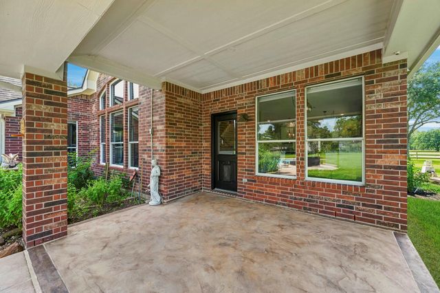 5202 Cherry Ridge Road, Richmond, TX 77406