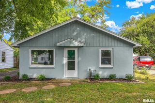 127 LINDEN Street, East Peoria, IL 61611