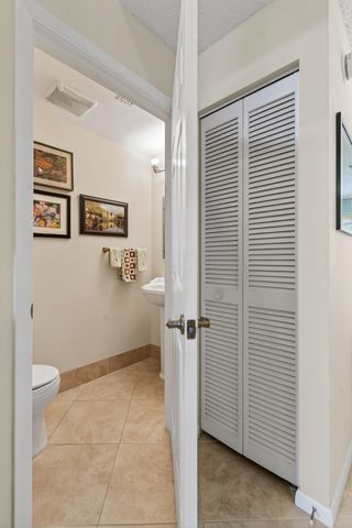 818 Ocean Dunes Circle, Jupiter, FL 33477