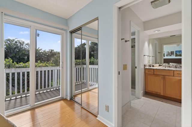 818 Ocean Dunes Circle, Jupiter, FL 33477
