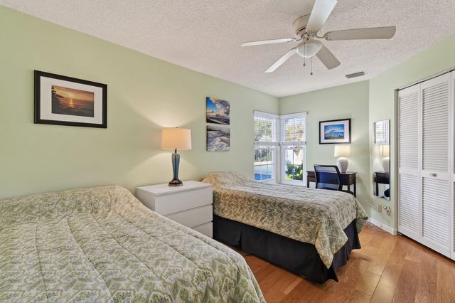 818 Ocean Dunes Circle, Jupiter, FL 33477