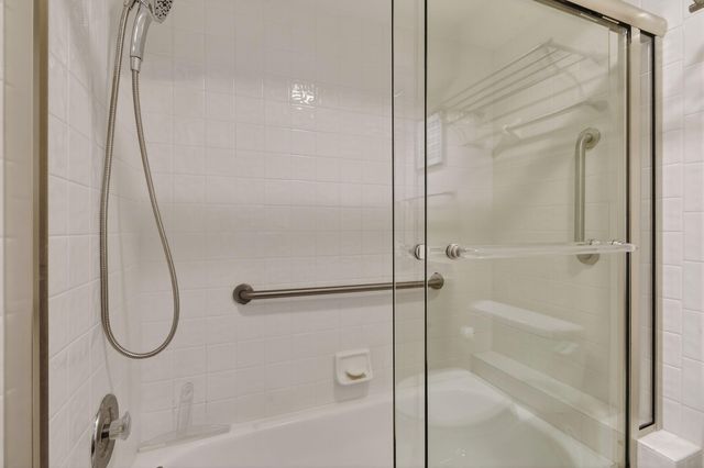 818 Ocean Dunes Circle, Jupiter, FL 33477