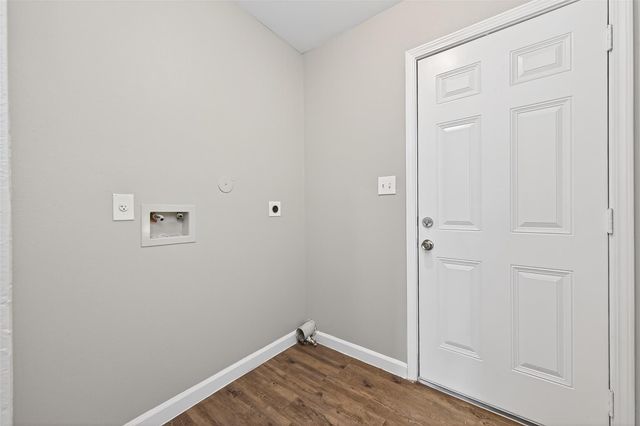 7521 Dyer Street, Houston, TX 77088