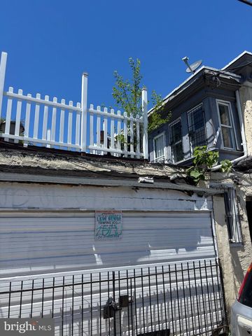 924 W SILVER ST, Philadelphia, PA 19133