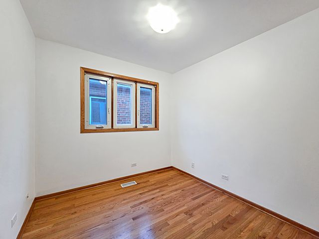 1350 W 32nd Street A, Chicago, IL 60608