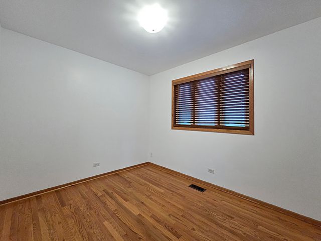1350 W 32nd Street A, Chicago, IL 60608