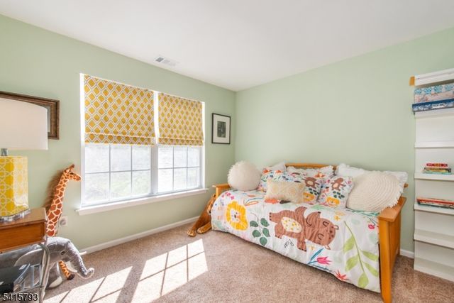 38 Saunders Ln, Mount Olive Twp., NJ 07840