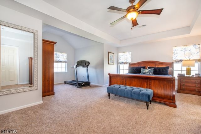 38 Saunders Ln, Mount Olive Twp., NJ 07840