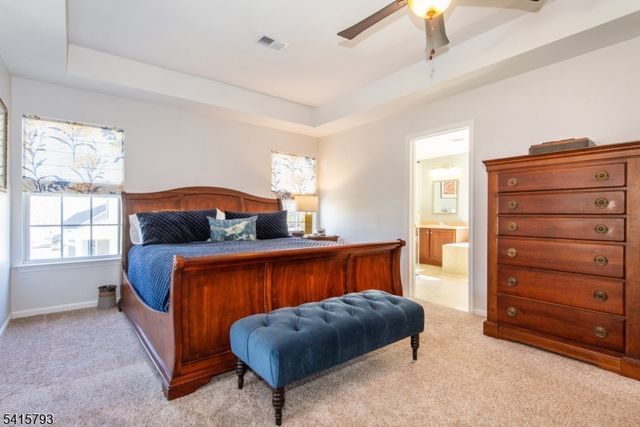 38 Saunders Ln, Mount Olive Twp., NJ 07840